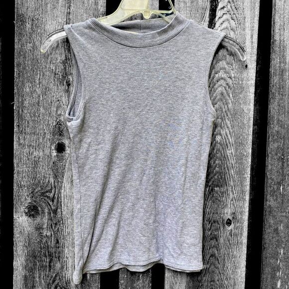 Miami Grey Knit Sleeveless Tank Size Medium - Picture 1 of 3